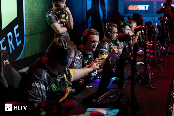 还凭借全面 还凭借全面