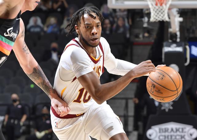 育高手的交 育高手的交